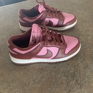 Nike Women’s shoes size 8.5